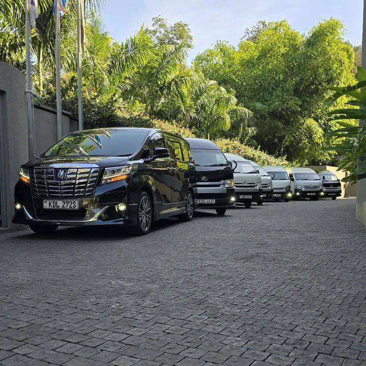 Kitlio executive vehicles ready for business transfers